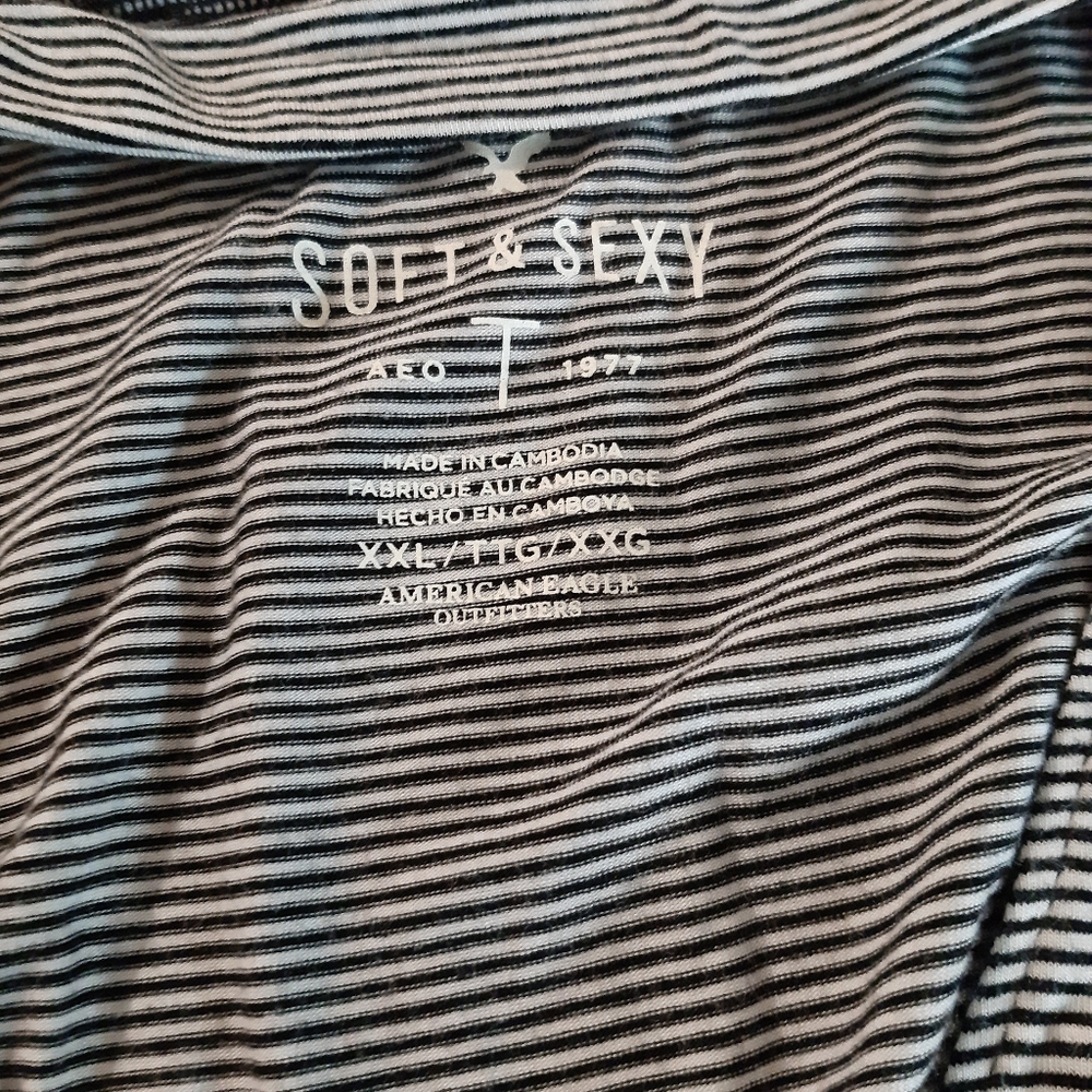 American Eagle Tshirt